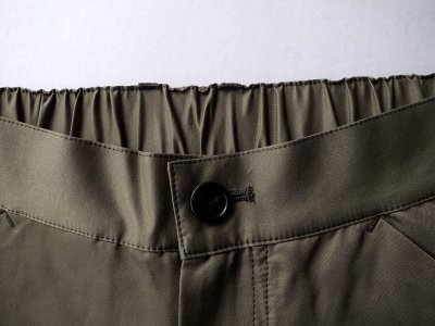 画像4: IRLY イリー       コットンナイロン リラックスパンツ・カーキ