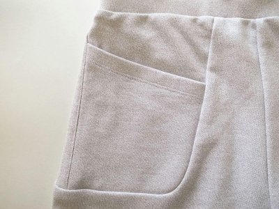 画像11: hatra ハトラ       40%OFF ”裏履 SUHF”　スウェットショートパンツ