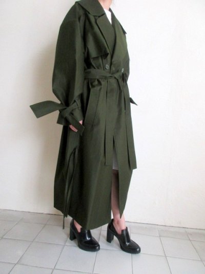 画像4: TOKIKO MURAKAMI       トキコ ムラカミ 30%OFF トレンチコート・グリーン