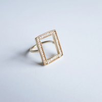 revie objects       ■pearl ring