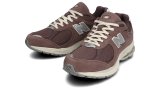 New Balance       M2002R HD