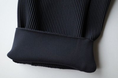 画像4: stein       OVERSIZED GRADATION PLEATS JACKET・DARK NAVY