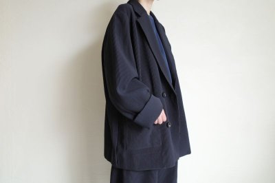 画像16: stein       OVERSIZED GRADATION PLEATS JACKET・DARK NAVY