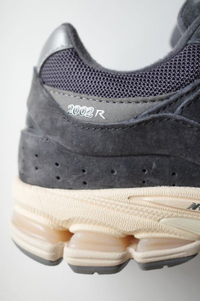 画像9: New Balance       M2002R HO