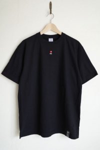 black means　 プリントTシャツ・BLACK