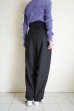 画像11: HeRIN.CYE       2tuck trousers pants・BLACK (11)