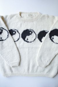 MacMahon Knitting Mills       Line Yin&Yang Crew Ncek Knit・WHITE