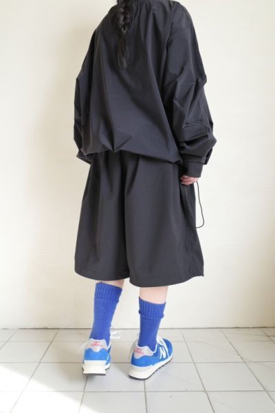 画像13: UNTRACE       KNEE LENGTH SHORTS・BLACK