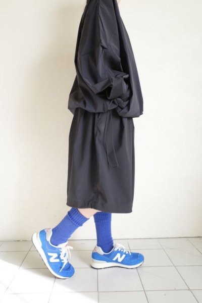 画像12: UNTRACE       KNEE LENGTH SHORTS・BLACK