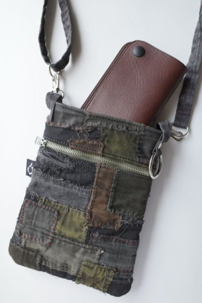 画像11: black means　 A.C.T × A.F.P クラストミニショルダーバッグ