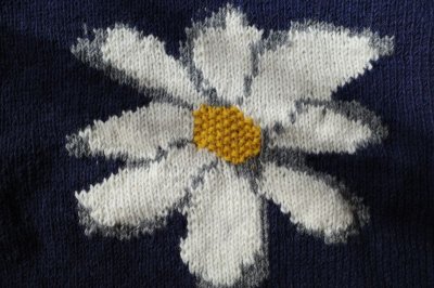 画像2: MacMahon Knitting Mills       Roll Neck Knit-Flower ・NAVY
