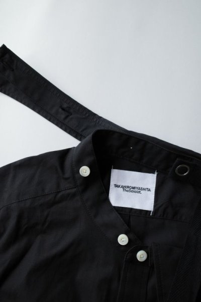 画像10: TAKAHIROMIYASHITATheSoloist.       drop shoulder removeable collar shirt.・BLACK