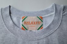 他の写真1: RELAX FIT       リラックスフィット ”MUFF POCKET CREW SWEAT”スウェットシャツ・アッシュグレー