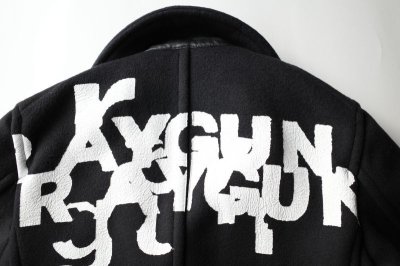 画像11: TAKAHIROMIYASHITATheSoloist.       right - left pencil silhouette double breasted peacoat.