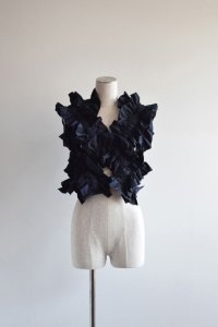 HOUGA       kiki frill vest・NAVY