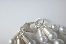 他の写真2: TAKAHIROMIYASHITATheSoloist.       pearl necklace with five keys.(10mm)