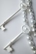 画像4: TAKAHIROMIYASHITATheSoloist.       pearl necklace with five keys.(8mm)