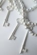 画像4: TAKAHIROMIYASHITATheSoloist.       pearl necklace with five keys.(10mm)