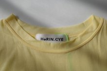 他の写真1: HeRIN.CYE       Sheer half sleeve Tshirt・L.YELLOW