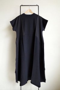 HeRIN.CYE       Trapezoid switching dress・BLACK