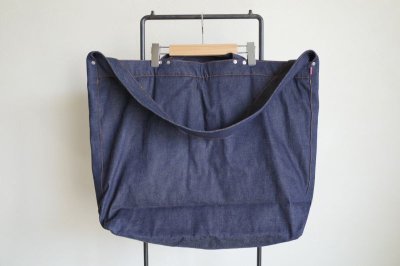 画像2: TSTS       2 GINGHAM LINING DENIM MESSENGER BAG