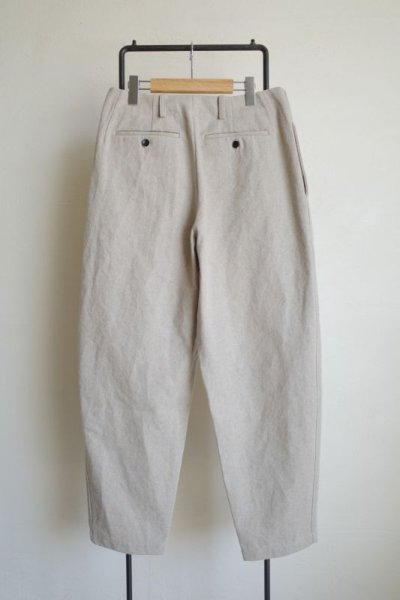 画像2: AXIS      3 Tucks Tapered Pants・NATURAL