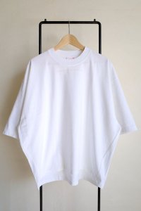 renewces       "The type2 BOX T-sh"・E.S.C white×off white