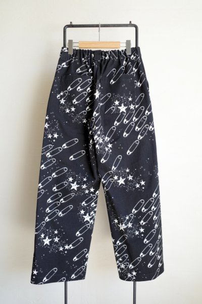 画像2: WATARU TOMINAGA       single pleat trousers・safety pin&star