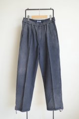 THE JEAN PIERRE       Pigmentdye Dove Sweat Trouser ・fade blk