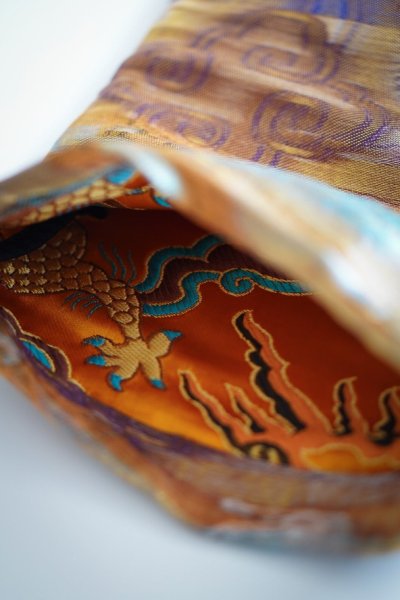 画像2: oitan       "KINCHAKU" SILK DRAGON yellow