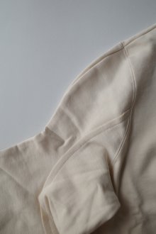 他の写真2: naokitomizuka       power shoulder half zip sweatshirts・beige