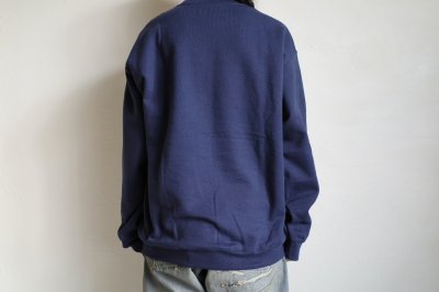 画像8: RELAX FIT       リラックスフィット ”Muff Pocket Crew Sweat”スウェットシャツ・ネイビー