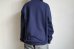 画像8: RELAX FIT       リラックスフィット ”Muff Pocket Crew Sweat”スウェットシャツ・ネイビー