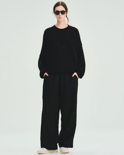 画像2: FOLL       cotton paper chunky v-neck sweater・black