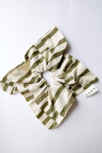 TADO       KAVYA SCRUNCHIE