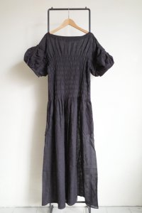 TADO       YUNIKA SHIRRING DRESS・black