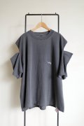 renewces       "inside-out shoulder slits T"・shadow×monotone