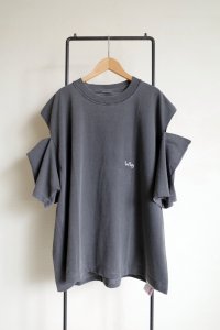 renewces       "inside-out shoulder slits T"・shadow×monotone