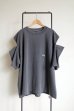 画像1: renewces       "inside-out shoulder slits T"・shadow×monotone (1)