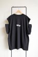 画像1: renewces       "inside-out shoulder slits T"・black ×monotone (1)