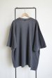 画像2: renewces       "docking embroidery T-sh"・shadow (2)