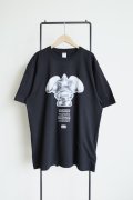 mahana       hungry star angel T-shirt