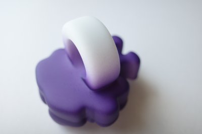 画像2: mahana       caterpillar ring・mat violet