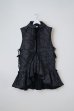 画像1: naokitomizuka      Quilting ruffled gilet ・black (1)