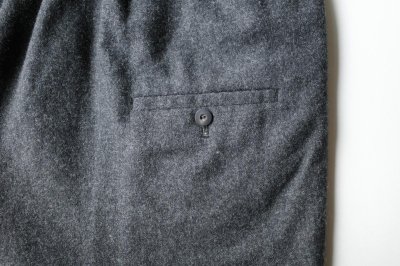 画像5: Dulcamara　　　　　　縮絨ウールタックワイドパンツ・チャコールグレー