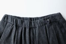他の写真1: Dulcamara　　　　　　縮絨ウールタックワイドパンツ・チャコールグレー