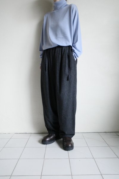 画像12: Dulcamara　　　　　　縮絨ウールタックワイドパンツ・チャコールグレー