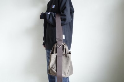 画像12: NL       ニール LUTA ショルダーバッグ・twillnylonブラウン