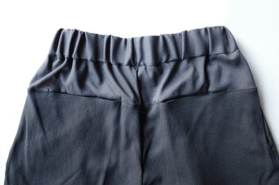 画像17: IFMEH       Bicolor curve pants・black× (bicolor) gray