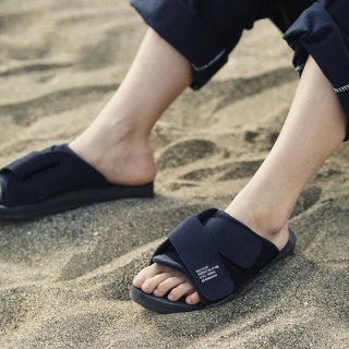 yoke ヨーク 40%OFF BACK SLIT STRAGIHT TROUSERS - tity